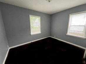 853 Nassau Dr in St. Louis, MO - Building Photo - Building Photo