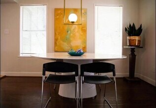 1817 Beall St in Houston, TX - Building Photo - Building Photo