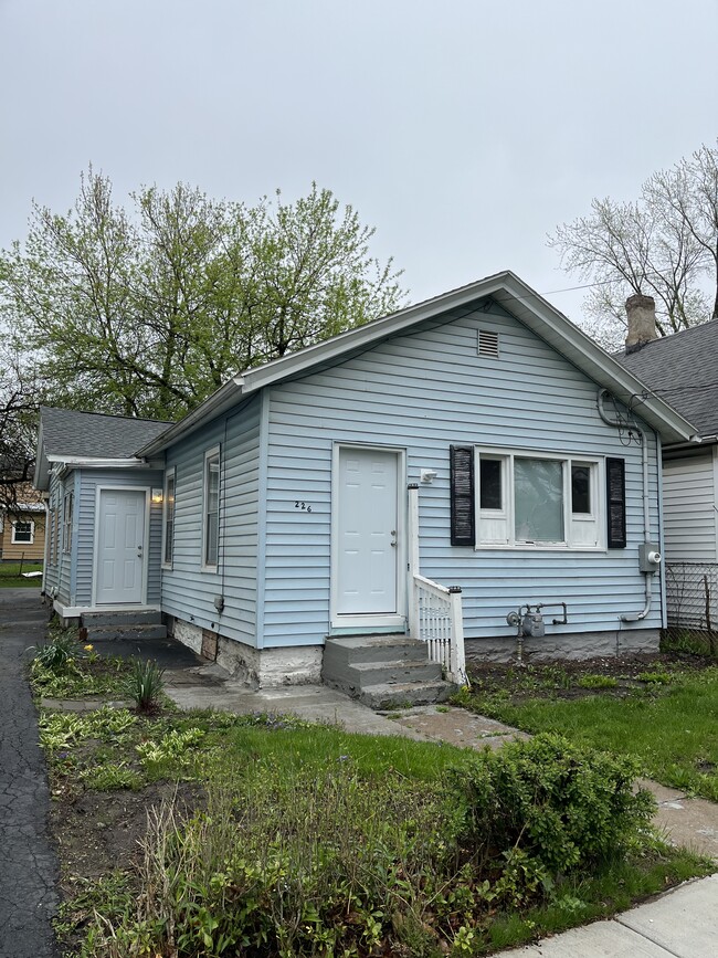property at 226 Pennsylvania Ave
