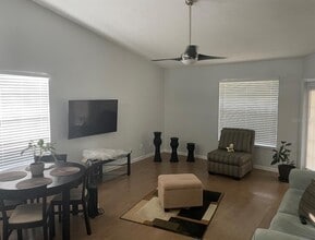 7220 Nima Ct in Orlando, FL - Building Photo - Building Photo