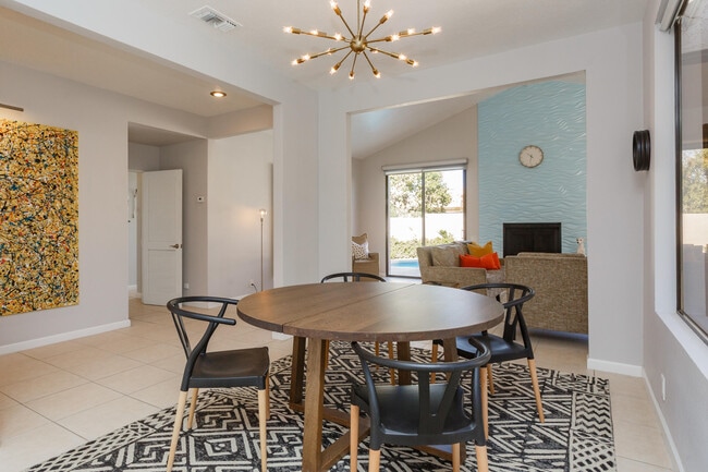 37723 Peacock Cir in Rancho Mirage, CA - Building Photo - Building Photo