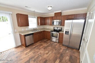 120 Chandler Dr in Greenville, NC - Building Photo - Building Photo