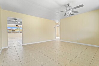 1831 SW 97th Ter in Miramar, FL - Foto de edificio - Building Photo