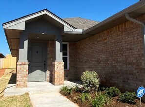 4617 Crystal Clear Ln in Oklahoma City, OK - Foto de edificio - Building Photo