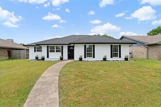 7205 Ridgeview Dr in Rowlett, TX - Building Photo - Building Photo