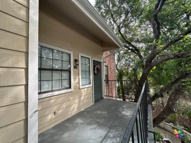 property at 11610 Vance Jackson Rd