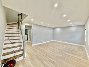 15 Berwick St in Melrose, MA - Building Photo - Building Photo