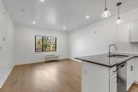 5328 Ridge Ave, Unit 2nd Fl photo'