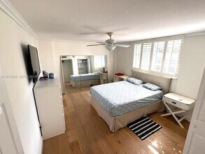 910 Michigan Ave in Miami Beach, FL - Building Photo - Building Photo