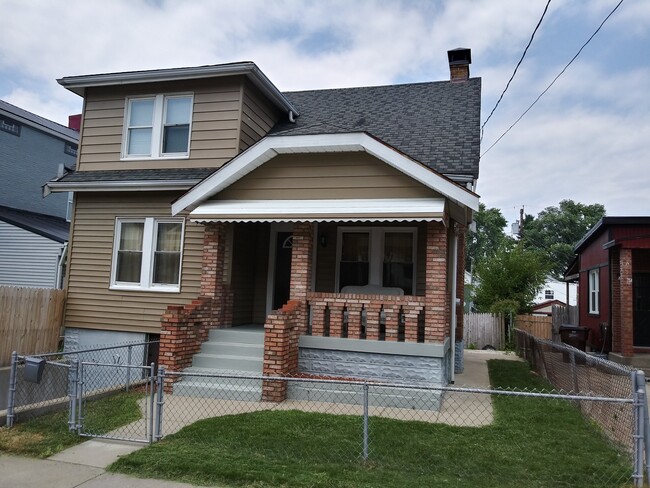 property at 807 7th Ave