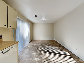 831 Spoonbill Ln in Suisun City, CA - Building Photo - Building Photo