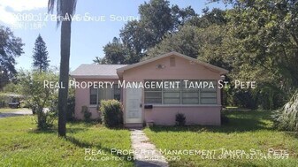 3000 12th Ave S in St. Petersburg, FL - Building Photo