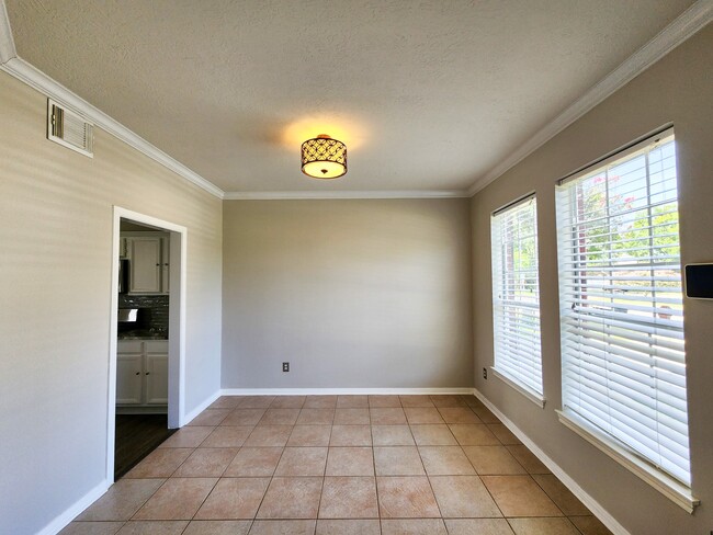 property at 2412 N Mission Cir