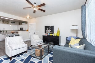 Draper Village in Draper, UT - Building Photo