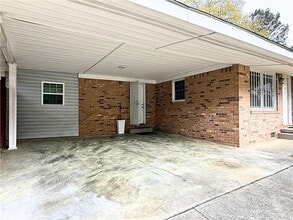 6424 Monica Dr in Morrow, GA - Building Photo - Building Photo