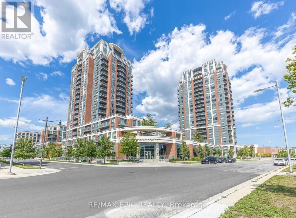 1-601 Uptown Dr in Markham, ON - Building Photo