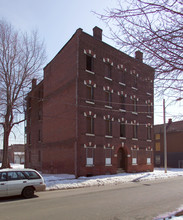 650 S East St in Holyoke, MA - Building Photo - Building Photo