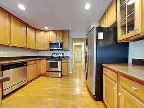 1726 Bombay Ln in Knoxville, TN - Building Photo - Building Photo