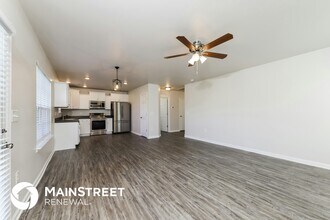 6166 Brentwood Pk Dr in Rural Hall, NC - Foto de edificio - Building Photo