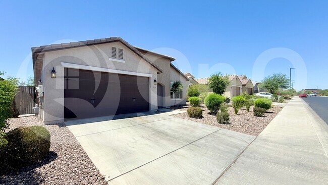 6613 W Sonoma Way in Florence, AZ - Building Photo - Building Photo