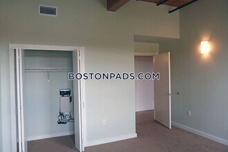 120 Water St-Unit -4002 in North Andover, MA - Foto de edificio - Building Photo