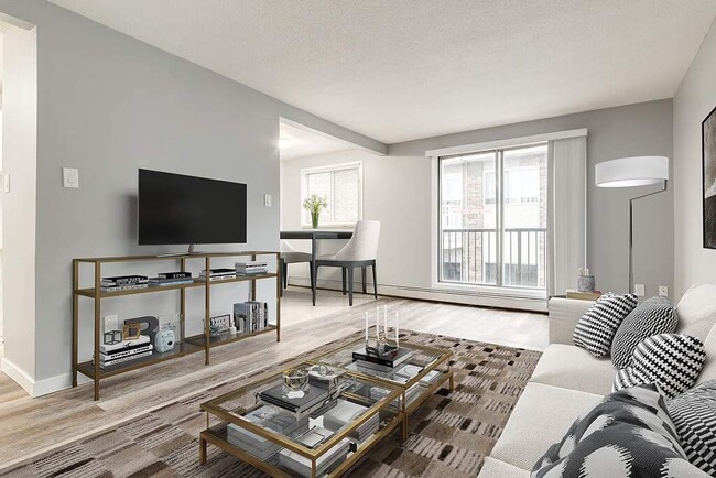 Linda Manor in Edmonton, AB - Building Photo - Building Photo