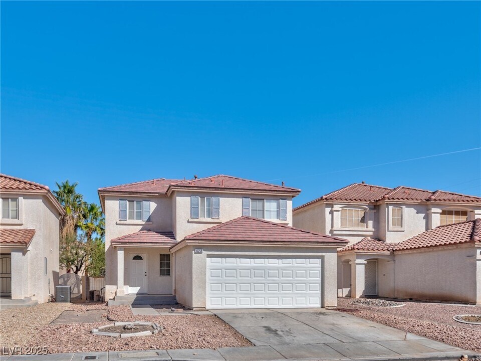 10258 Maltese Cross Ct in Las Vegas, NV - Building Photo