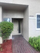 3629 Inverrary Blvd W in Lauderhill, FL - Building Photo - Building Photo