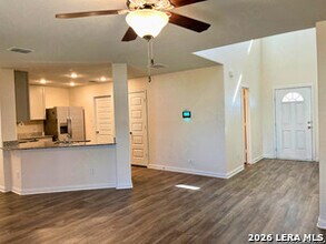 8563 Red Hawk Lp in San Antonio, TX - Building Photo - Building Photo