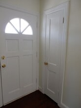 1228 E Washington Ave in Vinton, VA - Building Photo - Building Photo