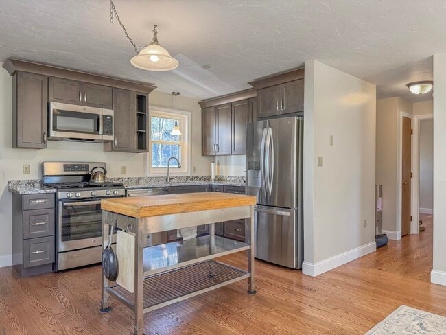 property at 60 Evergreen Ave