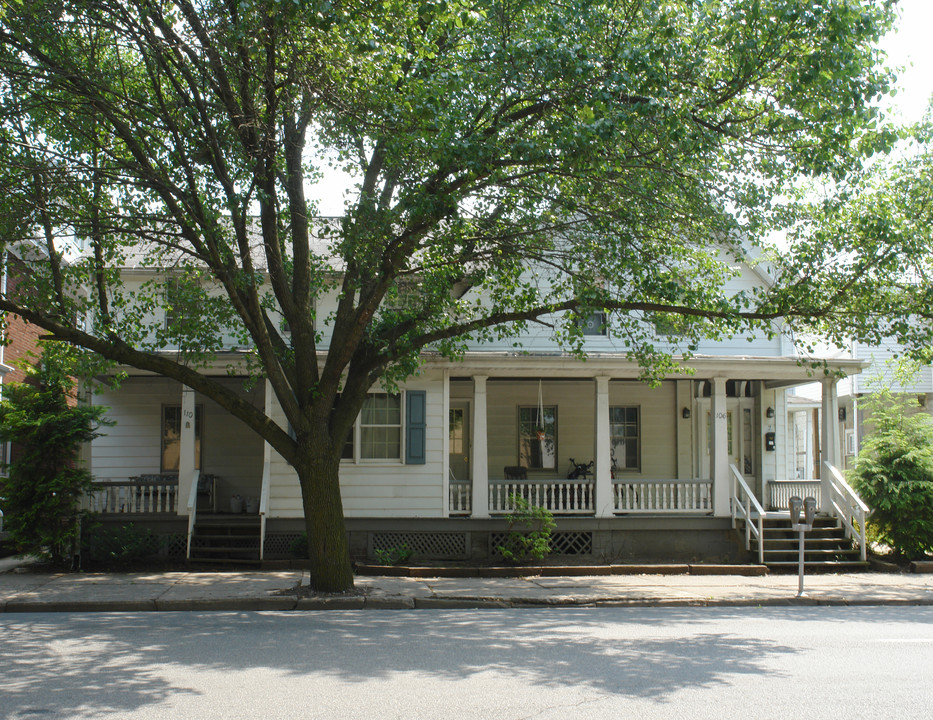 106-110 E Church St in Lock Haven, PA - Building Photo