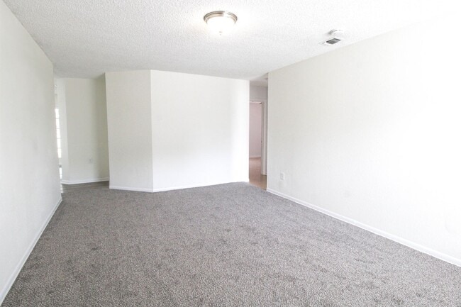 2729 Christian Dr in San Antonio, TX - Building Photo - Building Photo