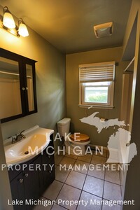 18174 Mohawk Dr in Spring Lake, MI - Building Photo - Building Photo