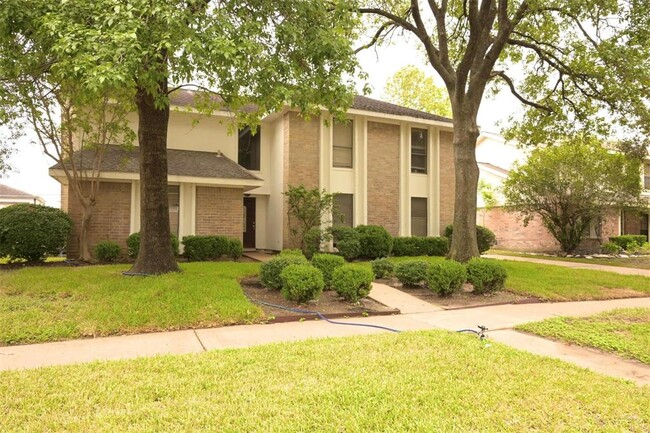 8803 Woodleigh Dr in Houston, TX - Building Photo - Building Photo