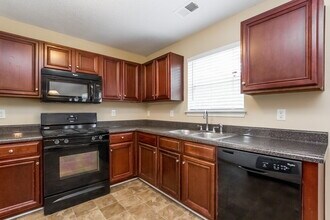 3747 Rosebud Park Dr in Snellville, GA - Building Photo - Building Photo