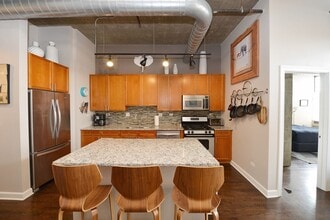 900 N Kingsbury St in Chicago, IL - Building Photo - Building Photo