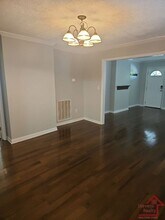 2412 Chapel Ave in Nashville, TN - Foto de edificio - Building Photo