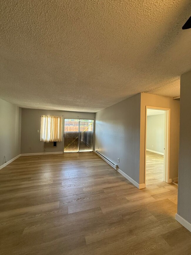 property at 1625 Park Ln