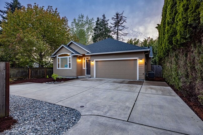 617 12th St in Washougal, WA - Building Photo - Building Photo