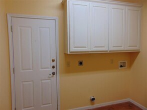 230 Loving Trail in Dripping Springs, TX - Building Photo - Building Photo