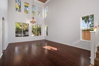 3727 Torrey Vw Ct in San Diego, CA - Building Photo - Building Photo