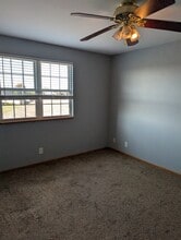 264 Sunset Blvd in Oglesby, IL - Building Photo - Building Photo