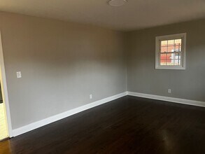 824 Strawberry Ln in Franklin, KY - Building Photo - Building Photo