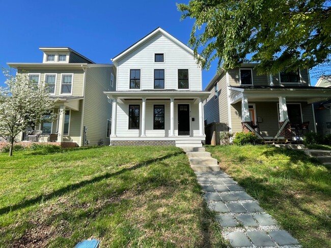 property at 510 W 19th St