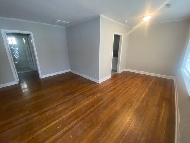 932 33rd Ave N, Unit B in Nashville, TN - Building Photo - Building Photo