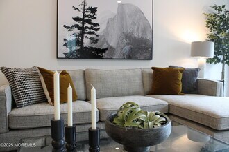 2000 Schindler Dr in South Amboy, NJ - Foto de edificio - Building Photo