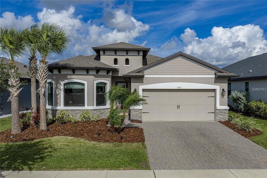 34155 Evergreen Hill Ct in Zephyrhills, FL - Building Photo