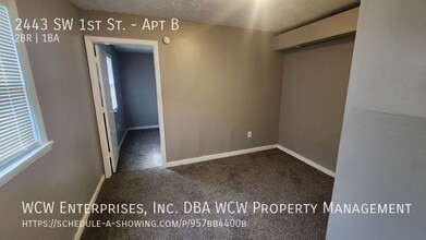 2443 SW 1st St in Topeka, KS - Building Photo - Building Photo