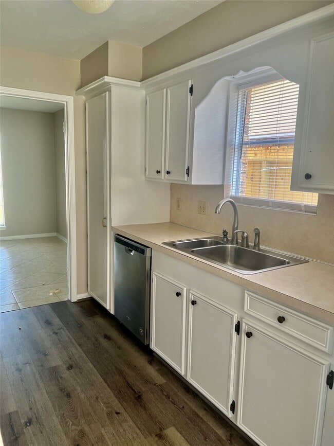 3318 Bliss Meadows Dr in Pasadena, TX - Building Photo - Building Photo